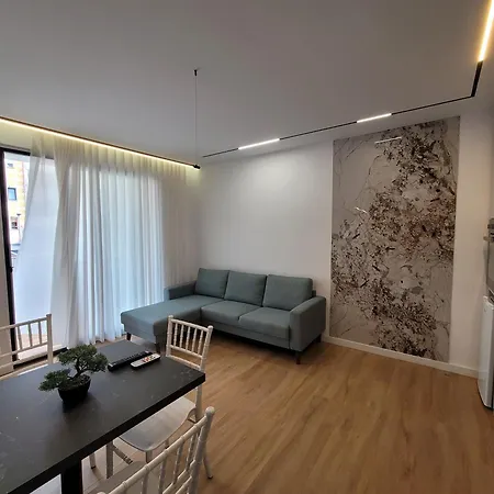 Aura 1 Apartment